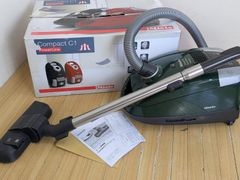Miele ミーレ掃除機 S5580 - メルカリ