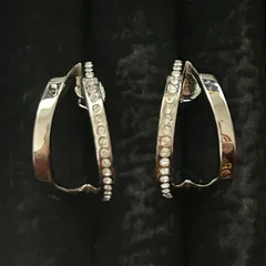 【美品】Calvin Klein カルバンクライン フープピアス ラインストーン シルバーカラー CK　260309001のサムネイル