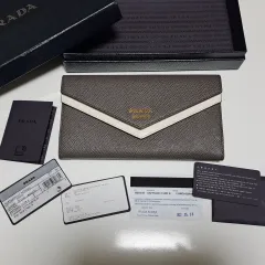 100%/正規品 PRADA エンベロープ ツートン 長財布