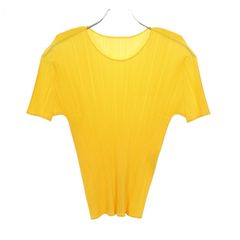 PLEATS PLEASE 半袖 トップス イエロー - メルカリ