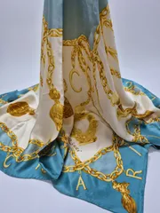 【used品】美品！NINA RICCI レディーススカーフ シルク100%