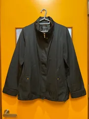 Y【Y2-23】◇ INDIVI　38サイズ　ナイロンジャケット　黒色