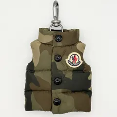 MONCLER モンクレール ダウンベスト型 キーリング キーホルダー バッグチャーム ロゴ カモフラージュ 迷彩柄 グリーン系 カモフラ 【中古】【送料無料】のサムネイル