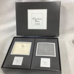 クリスチャンディオール　メンズカジュアルソックス　2足セット　オフホワイト・グレー　U026