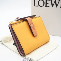 ★3日以内返品可★ 未使用 LOEWE ロエベ アナグラム スリムジップ バイフォールド ウォレット C660P30X02 二つ折り財布 オレンジ ピンク グレインカーフレザー レディース