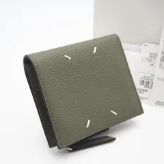 ★3日以内返品可★ 極美品 MAISON MARGIELA メゾンマルジェラ 4ステッチ フリップフラップウォレット SA1UI0020 二つ折り財布 カーキ カーフレザー メンズ