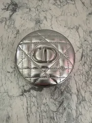 ディオールスキンフォーエヴァーグロウルミナイザー　03 ピンクヘイロー