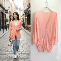 美品✨ アース ミュージックアンドエロコジー earth music & ecology カーディガン シアー 薄手 Vネック 長袖 貝殻ボタン 軽やか 羽織り レイヤード きれいめ カジュアル フェミニン 大人可愛い ナチュラル コーラル サーモンピンク