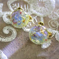 封じられた小宇宙の水玉イヤリング キラキラマルチカラー ゴールド 大人かわいい爽やかアクセサリー  ハンドメイド   oh-02349