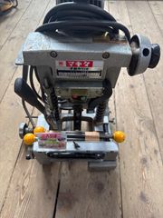 美品】マキタ チェーンノミ 7100B 動作品 電動工具 大工道具 替え刃 