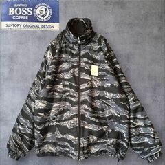 00s 희소 BOSS 진 타이거 스트라이프 퍼프 재킷 XL 상당 실치수 L-XL 산토리 보스 위장 타이거 오리 안솜 블루존 비매품 기업물 VINTAGE 00년대 와이드 실루엣 품 64 cm 스트리트 테크 워크 스타일