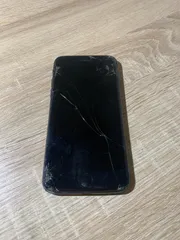 8878 iPhone SE 第二世代 64GB ミッドナイト ジャンク品