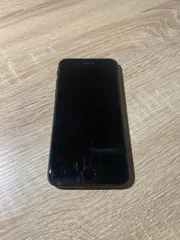 8880 iPhone SE 第二世代 64GB ブラック