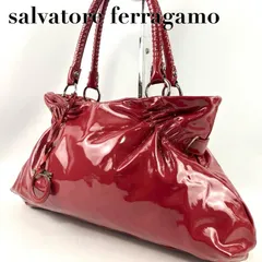 Salvatore Feragamo　フェラガモ　トートバッグ　ガンチーニ　チャーム　肩掛け　エナメル　パテントレザー　レッド　B551