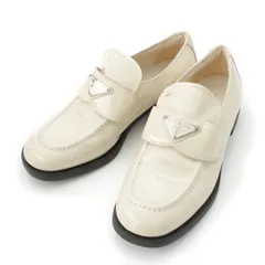 プラダ パテントレザー トライアングルロゴ チョコレートブラッシュド ローファー オフホワイト 37【中古】