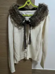アクシーズファーム カーディガン+ファー装飾
