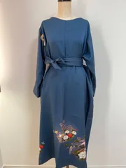 着物リメイク　紺色　花柄　ゆったりサイズ
