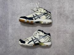 アシックス ゲルフォルツァ バレーボールシューズ 白 黒