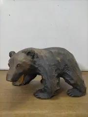 オーダー　丸太のリング付きスツール　と　花瓶を持った小さな木彫りのクマさん オーダー 丸太のリング付きスツール と 花瓶を持った小さな木彫りの