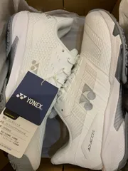 YONEX レディーステニスシューズ ホワイト