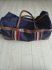 トミーヒルフィガー 旅行用 ボストンバッグ