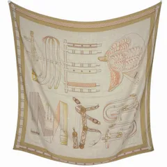 エルメス HERMES カレ140 LETTRES EQUESTRES レトル エスケトル カレジェアン ストール ストール カシミヤ シルク ベージュ マルチカラー レディース 【中古】のサムネイル