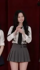 クリームチーズマーケット バックル テニス スカート