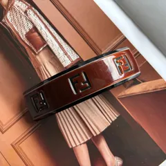 FENDI Fマークバレッタ ブラック×ブラウン