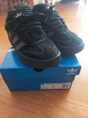 アディダス (ほぼ新品) サンバ フラットフォーム ユニセックス 240 状態良し