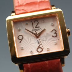 【稼働品】SEIKO ルキア 1N01-0LZ0 ピンク スクエア ソーラー レディース (1997年製) #15220