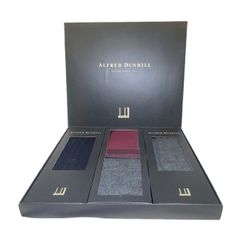 未使用 dunhill ダンヒル 靴下 3足セット ハンカチ 未使用品 25.0cm 毛 100％ メンズ ソックス  服飾小物 紳士用 ビジネスソックス ワンポイント刺繍 ブラック グレー 紺 ソックスハンカチセット　ソックスハンカチギフト　ギフト　