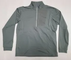 起毛ハーフジップアップTシャツ + モンベル ベースTシャツ = 160,000ウォン