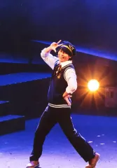 【中古】生写真(男性) 岡田隆之介(ソアラ)/ライブフォト・キャラクターショット/舞台「拝啓、親愛なる魔法使いのあなたへ」オンラインくじ S賞厳選ステージ写真(キャスト別)