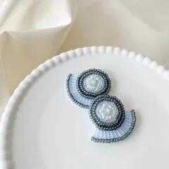 ガラスビーズ 竹ビーズフリンジ メタリック ビーズ刺繍 ピアス/イヤリング