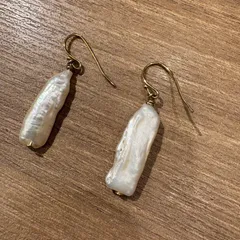 / 揺れる 真珠　ピアス pierce お呼ばれ デート オフィスカジュアル フォーマル かわいい 上品 可愛い