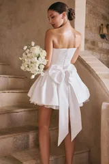 ミニドレス白ホワイトベアトップワンピースリボンドレスフレアスカート可愛いおしゃれブライダル前撮り結婚式二次会パーティードレス韓国風レディース A-208