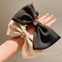 リボンヘアアクセサリー　ビジュー付き　キラキラ　可愛い　使いやすい　合わせやすい 2枚