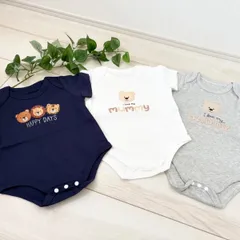 新品未使用✨ベビー肌着 ボディスーツ3枚組 くま柄＆ロゴプリント
