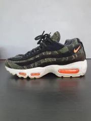 ナイキ x カーハート WIP エアマックス 95 (255)