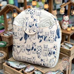 仕切りファスナー付きポシェット　猫柄　生成り系