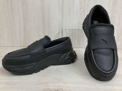 プーマ ローファー LOAFYR WNS 厚底 スニーカー 黒 25 Y1686 - メルカリ