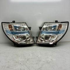 70系 ヴォクシー ヘッドライト HID KOITO 28-203 刻印 VK - メルカリ