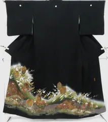 【京松】黒留袖 作家物 落款入り 五つ紋 金駒刺繍 鶴 梅 比翼仕立て 正絹 着物 身丈約160cm 裄丈65.5cm r8z03-37