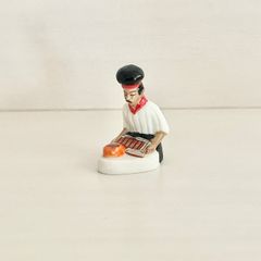 ✳︎フェーヴ33✳︎ サーカスの団長 ムッシュロワイヤル 陶器製