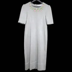 美品 TOYOKO SAITO 斉藤都世子 トヨコサイトウ フラワー刺繍 ビーズ装飾 ショートスリーブ 半袖 ひざ丈 ニット ワンピース グレー レディース 古着 中古 USED