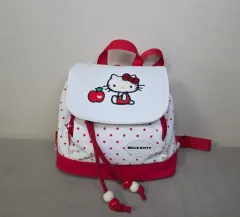 新品 Sanrio 正規品 HELLO KITTY ミニ バックパック
