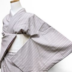 小紋　紬　泥染　縦縞　唐花模様　杉綾模様　着物　014b p 大島紬 未着用 小紋 泥染 菊花 松模様 着物 014b p - メルカリ