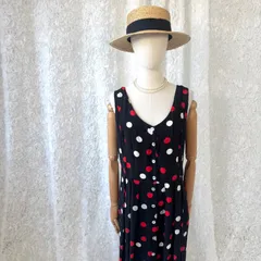 ヴィンテージドットワンピース 黒 赤白水玉 フロントシェルボタン ロング丈 Vネック レトロワンピース