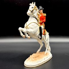 美品 アウガルテン フィギュリン スペイン乗馬学校 馬 クールベット