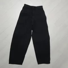 22 UNIQLO カーブパンツ